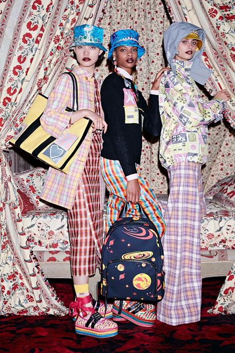 Moda Resort 2017, las tendencias de moda que seguiremos llevando moda-resort-tartan-miu-miu