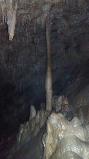 Explorando una cueva