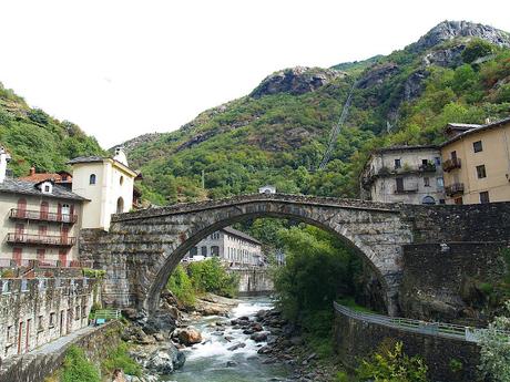 Ruta de castillos por el Valle de Aosta Ruta de castillos por el Valle de Aosta