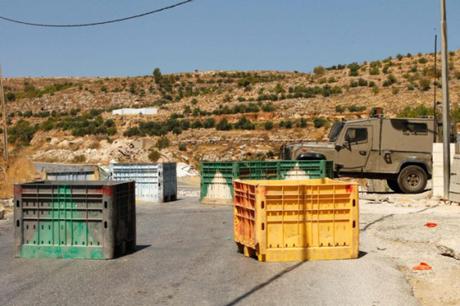 Las medidas de seguridad de Israel para evitar atentados como el de Niza ObstaculosIsrael15julio.jpg