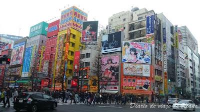 Viaje a Japón. Día 3. Tokyo: Senso-ji, Nakamise street, Donburi, Kappoburi, Akihabara y Myojin