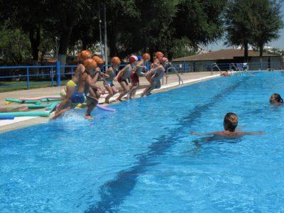 Gran acogida de los cursos de natación Natación