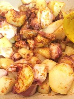POCHAS CON PULPO Y PATATAS POCHAS CON PULPO Y PATATAS