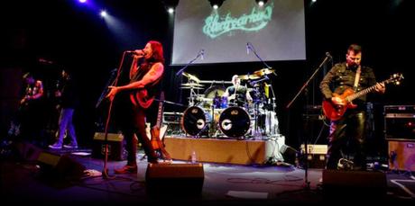 Ciclo de conciertos Rock & Blues en la Cresta de la Ola electrocirkus