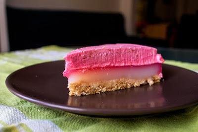 Tarta de limón y mousse de frambuesa