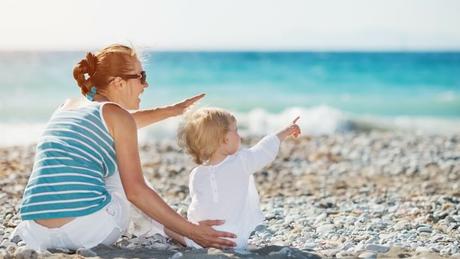 Consejos útiles si llevas a tu bebé a la playa por primera vez Consejos útiles si llevas a tu bebé a la playa por primera vez