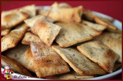 CRACKERS CON PASITAS Y ESPECIAS