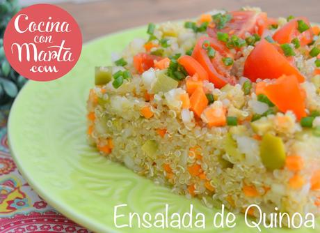 Ensalada de quinoa, receta casera, light, dieta, receta de verano, fácil, rápida, Cocina con Marta, encurtidos