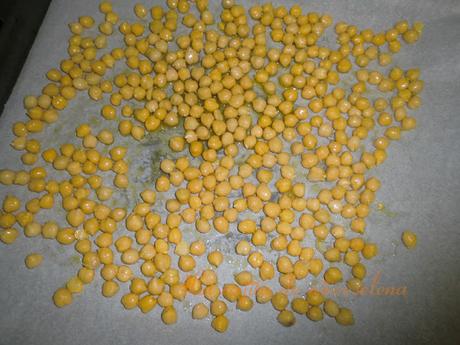 Garbanzos especiados con curry de aperitivo