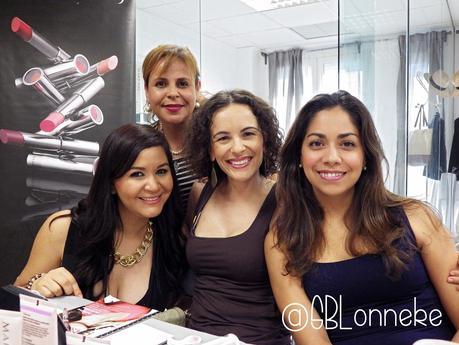 Charla y taller de belleza con Mary Kay