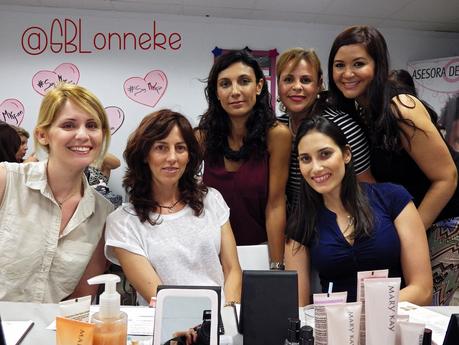 Charla y taller de belleza con Mary Kay