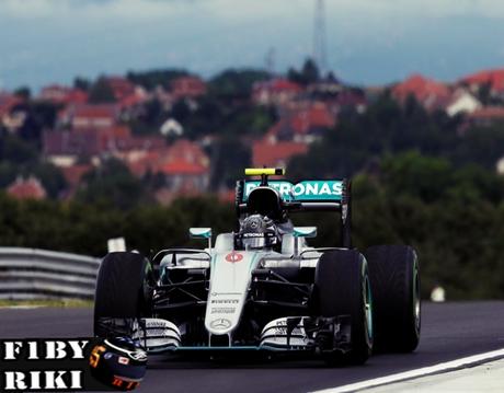 Pruebas libres 2 del GP de Hungria 2016 - Rosberg lidera y Hamilton choca