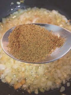 CROQUETAS DE BONITO CON ESPECIAS AROMÁTICAS CROQUETAS DE BONITO CON ESPECIAS AROMÁTICAS