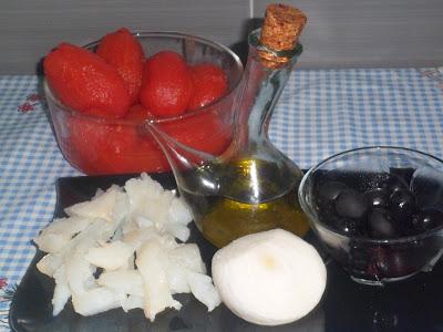 Ensalada de tomate con bacalao Ensalada de tomate con bacalao