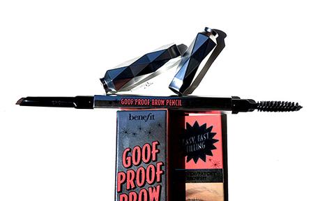 Benefit; todo para las cejas Benefit; todo para las cejas