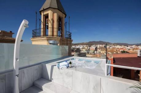 pisos de vacaciones málaga pisos con terraza malaga pisos airbnb malaga Fabuloso ático de vacaciones estilo nórdico escandinavo decoración en blanco blog decoracion interiores apartamento vacaciones malaga 