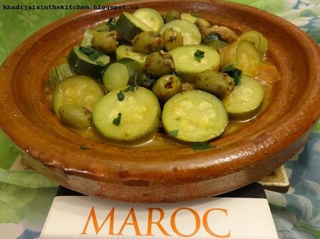 TAGINE AU BŒUF ET AUX COURGETTES / BEEF TAGINE WITH ZUCCHINIS / TAGINE CON CARNE Y CALABACÍN / طاجين اللحم و الكرعة الخضراء (كوسى) TAGINE AU BŒUF ET AUX COURGETTES / BEEF TAGINE WITH ZUCCHINIS / TAGINE CON CARNE Y CALABACÍN / طاجين اللحم و الكرعة الخضراء (كوسى)
