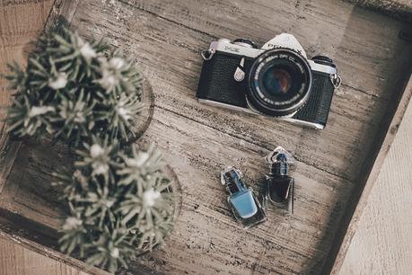 Planing the Journey Guerlain-Beauty-Summer_Nailpolish-Blue_Denim_Nails-Collage_Vintage-6
