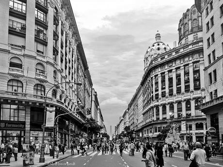 Foto B y N.Centro porteño.Dnal.Norte y el Obelisco al fondo