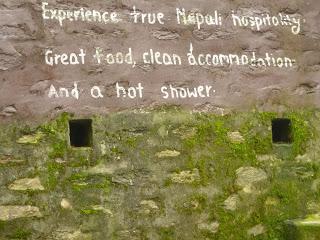 ANNAPURNA BASE CAMP ETAPA 2: GHOREPANI (2860 m) - CHOMRONG (2170 m) ANNAPURNA BASE CAMP ETAPA 2: GHOREPANI (2860 m) - CHOMRONG (2170 m)