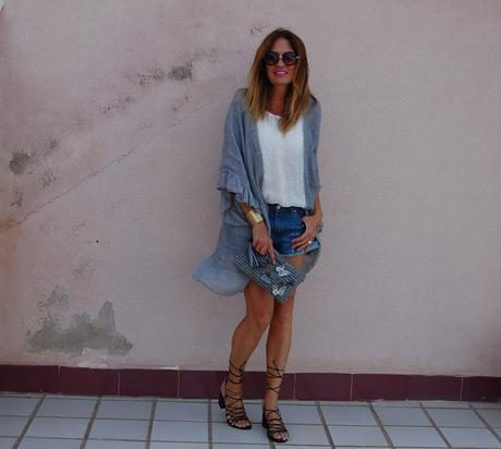 mÁXI lINO + mARIPOSAS #nOUNIFORMES mÁXI lINO + mARIPOSAS #nOUNIFORMES