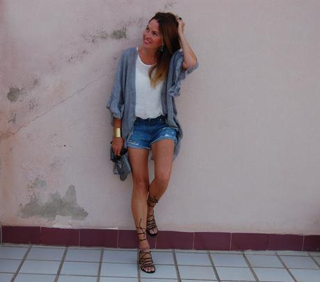 mÁXI lINO + mARIPOSAS #nOUNIFORMES mÁXI lINO + mARIPOSAS #nOUNIFORMES