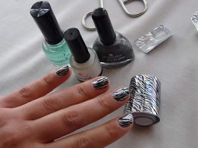 Cómo aplicar Foil en las uñas [VÍDEO TUTORIAL y Tips]