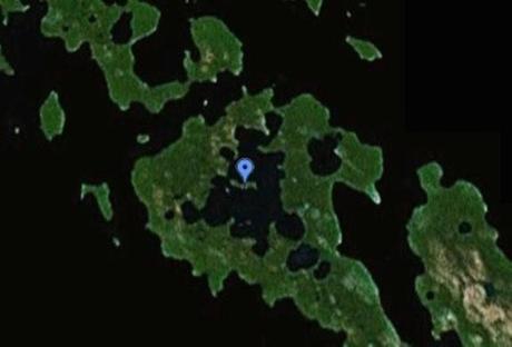 Una isla dentro de un lago, que está en una isla, que está en un lago de la isla Victoria Una isla dentro de un lago, que está en una isla, que está en un lago de la isla Victoria