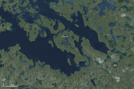 Una isla dentro de un lago, que está en una isla, que está en un lago de la isla Victoria Una isla dentro de un lago, que está en una isla, que está en un lago de la isla Victoria