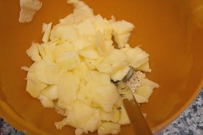 Bollitos de avena, queso y manzana sin azúcar Bollitos de avena, queso y manzana sin azúcar