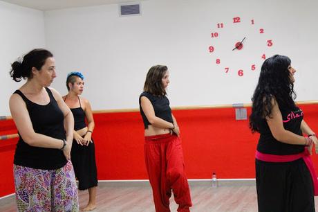 Donde aprender a bailar Bollywood en Barcelona. Donde aprender a bailar Bollywood en Barcelona.