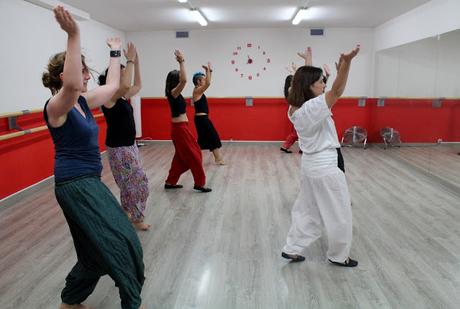 Donde aprender a bailar Bollywood en Barcelona. Donde aprender a bailar Bollywood en Barcelona.