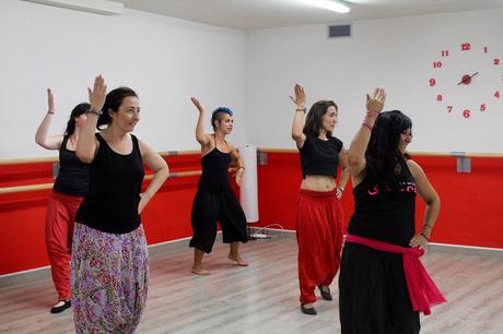 Donde aprender a bailar Bollywood en Barcelona. Donde aprender a bailar Bollywood en Barcelona.
