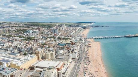 Arquitectura de vanguardia: La torre British Airways i360 en Brighton. _90617027_mediaitem90616467.jpg