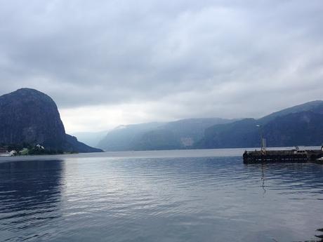 sDIOSAS 107 # lOOKS oF tHE dAY eSCAPADA #nORUEGA sDIOSAS 107 # lOOKS oF tHE dAY eSCAPADA #nORUEGA