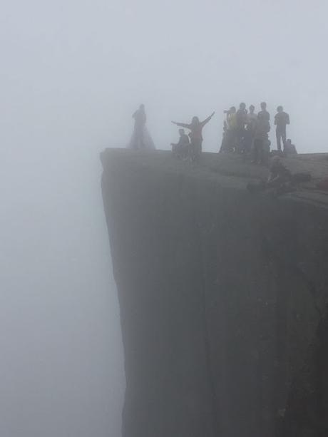 sDIOSAS 107 # lOOKS oF tHE dAY eSCAPADA #nORUEGA sDIOSAS 107 # lOOKS oF tHE dAY eSCAPADA #nORUEGA