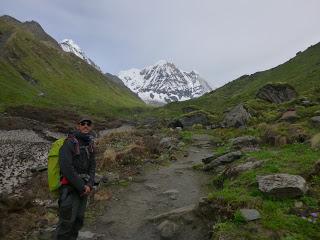 ANNAPURNA BASE CAMP ETAPA 4: DEURALI (3230 m) - ABC ( 4130 m) - CHOMRONG (2170 m)