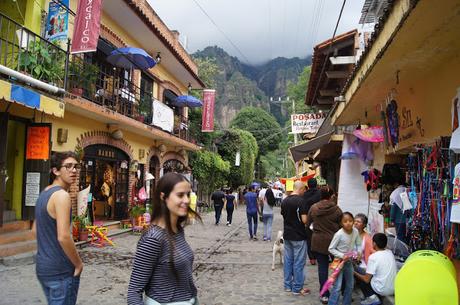 Tepoztlán: Pueblo Mágico. Tepoztlán: Pueblo Mágico.