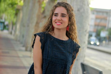 Blusa azul calada Blusa azul calada