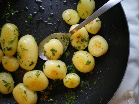 Patatas salteadas en mantequilla