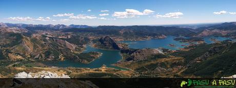 Panorámica desde la cima del Susarón sobre el Embalse del Porma