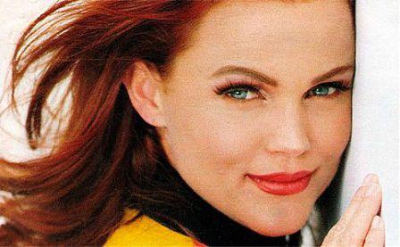 belinda-carlisle-482x298