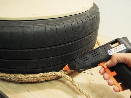 diy: taburete low cost con cuerda de sisal y color turquesa diy: taburete low cost con cuerda de sisal y color turquesa