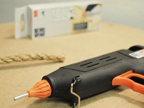 diy: taburete low cost con cuerda de sisal y color turquesa diy: taburete low cost con cuerda de sisal y color turquesa