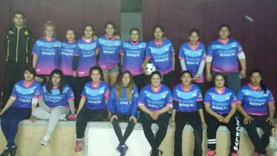 Nuevas camisetas para el equipo de fútbol femenino de Belgrano