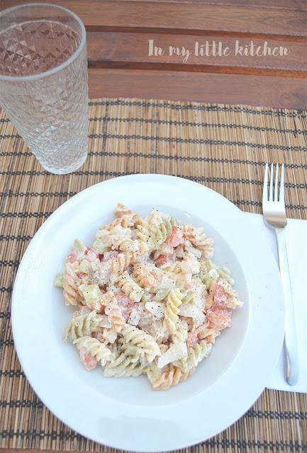 Ensalada de pasta con aliño de limón