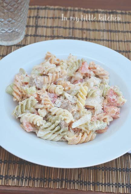 Ensalada de pasta con aliño de limón