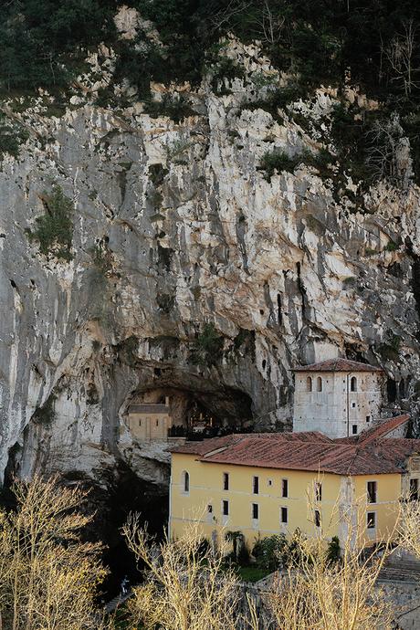 Cueva de Covadonga