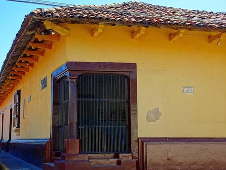 León (Nicaragua). Liberal, culta y rica en tradiciones León (Nicaragua). Liberal, culta y rica en tradiciones