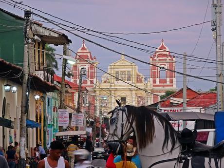 León (Nicaragua). Liberal, culta y rica en tradiciones León (Nicaragua). Liberal, culta y rica en tradiciones